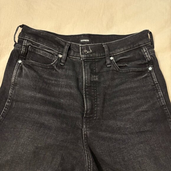 Express Modern Straight High Rise Jean 10R - Picture 3 of 8